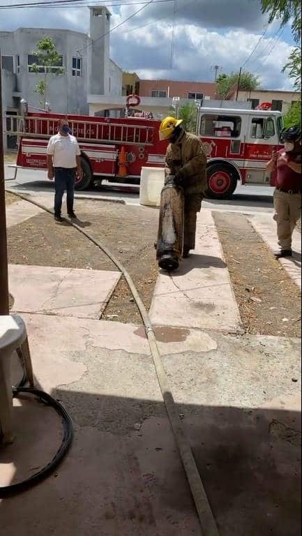 al reportarse un flamazo en una vivienda en Montemorelos