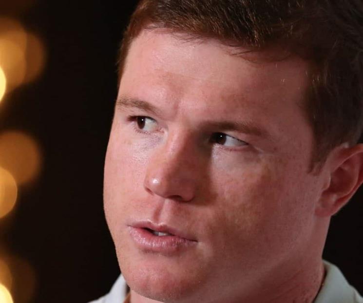 Se cree Canelo que está a la altura de Messi y CR7