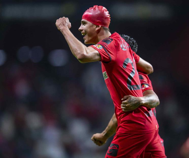 Toluca quita lo invicto al América