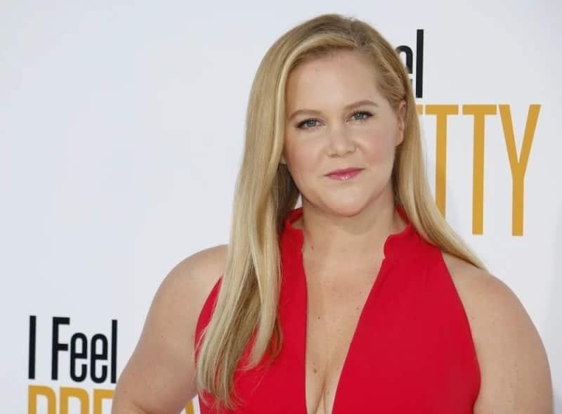 Amy Schumer da detalles de su salud tras ser operada