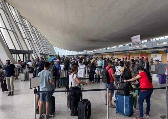 EU exigirá vacunación antiCovid a extranjeros