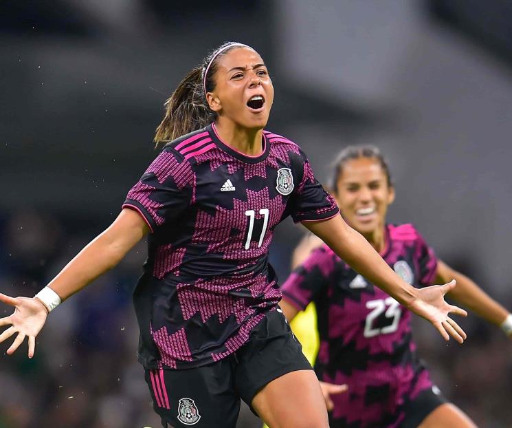 Vence Tri Femenil a Colombia en el Azteca