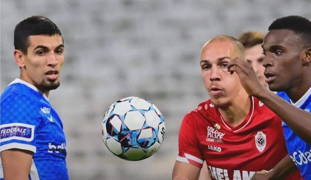 Cae en Bélgica el Genk de Gerardo Arteaga