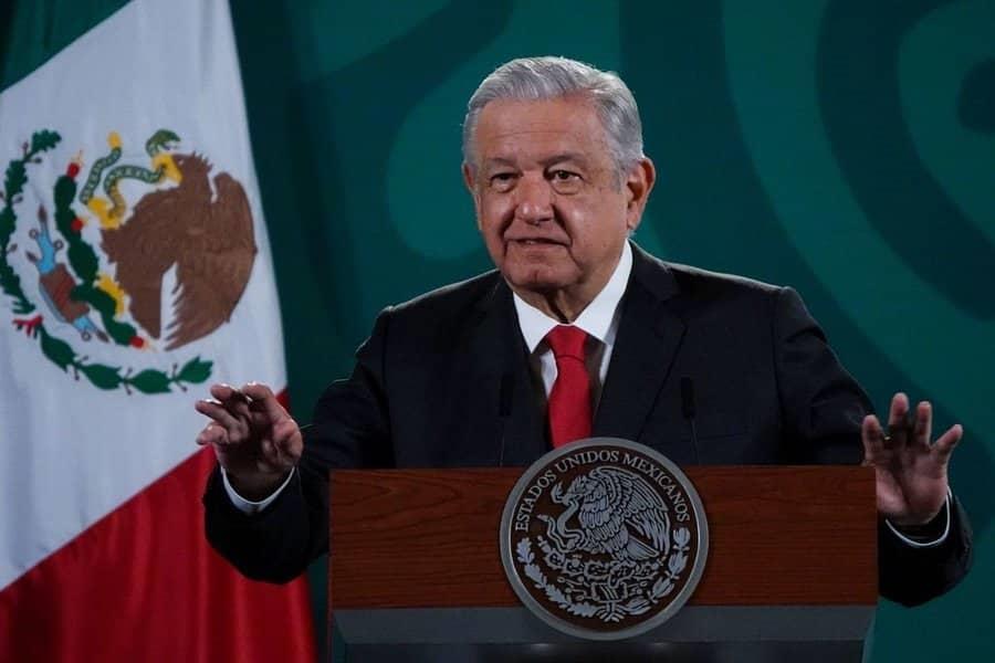 Debe CNBV intervenir por fallas en bancos: AMLO