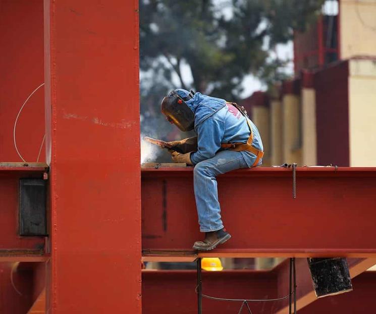 Crece 1.4% producción de empresas constructoras en julio