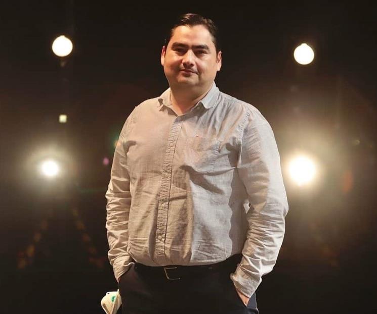 Gana Hugo Alfredo Hinojosa Premio Estatal de Literatura 2020 Gana Hugo Alfredo Hinojosa Premio Estatal de Literatura 2020