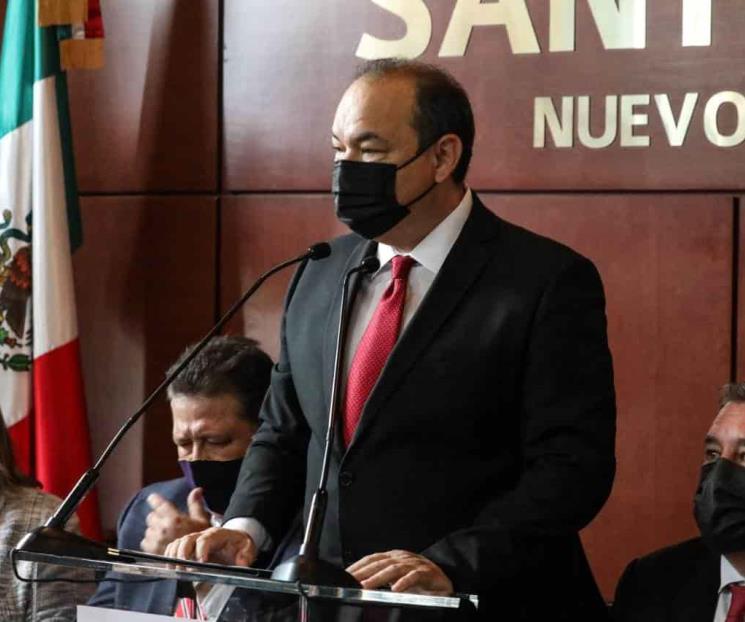 Informa alcalde de Santiago actividades y logros