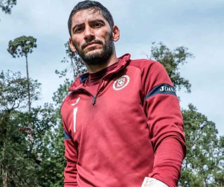 Jesús Corona regresa a la cancha