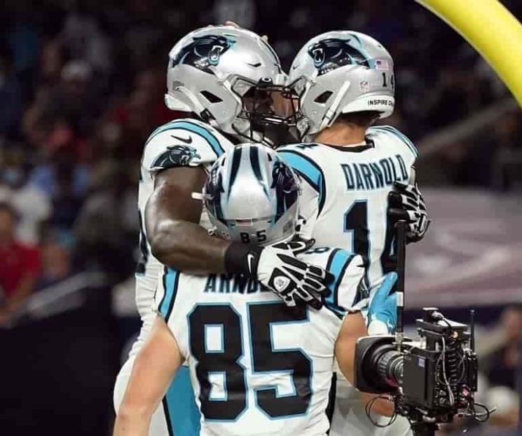 Vence Carolina a Houston y sigue invicto en NFL