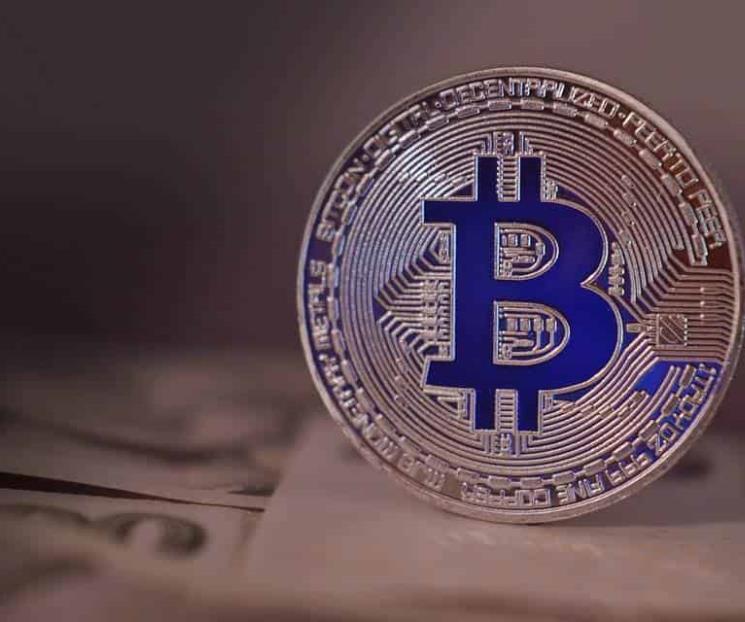 China prohíbe criptoactivos; tira al bitcoin