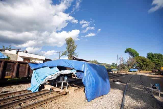 Bloqueos ferroviarios en Michoacán dejan pérdidas de 3.8 mdd