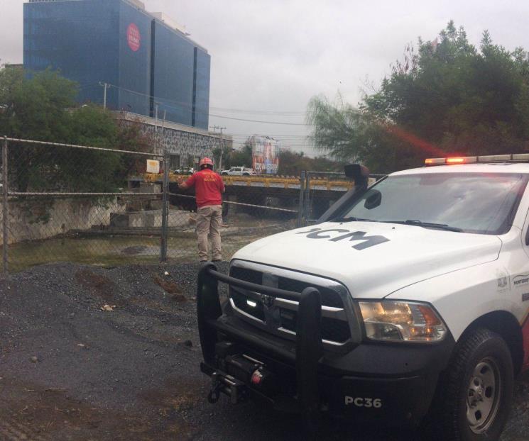 Buscan a hombre que desaparece durante tormenta