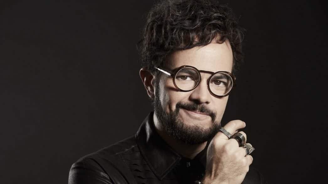 La música aleja la violencia: Aleks Syntek