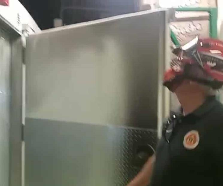 Conato de incendio moviliza en un Walmart