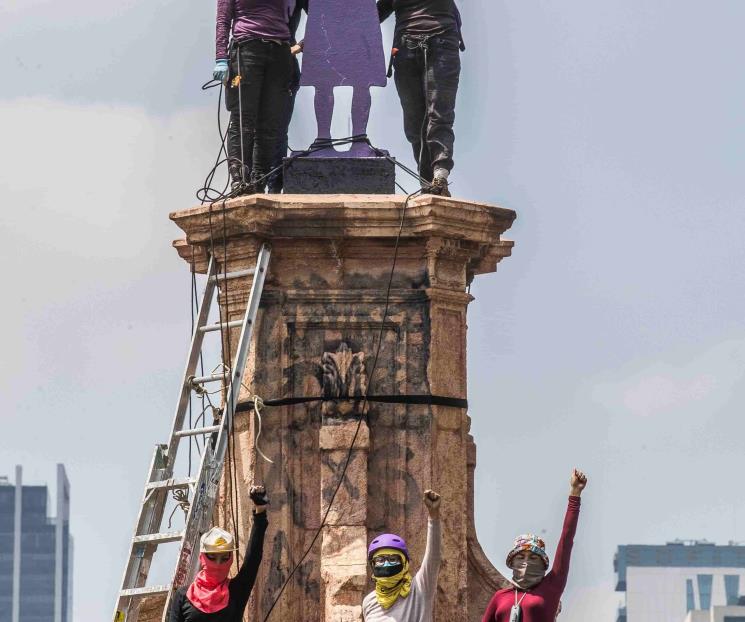 Intervienen glorieta por las mujeres
