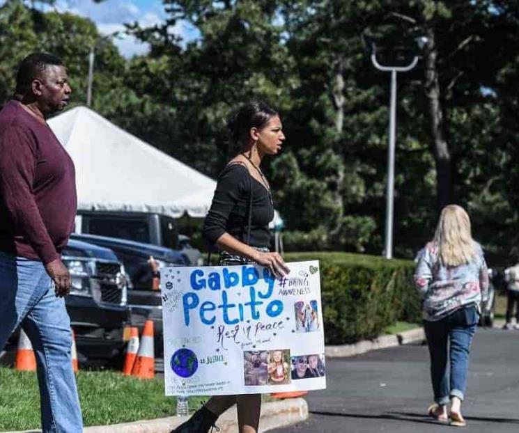 Realizan funeral abierto para Gabby Petito