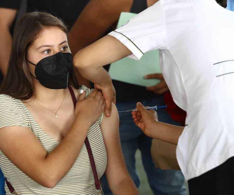 Aplican segunda dosis de Sinovac contra Covid en Xochimilco