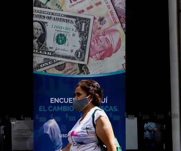 Peso cierra en su peor nivel frente al dólar de una semana