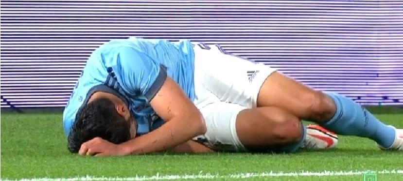 Sale lesionado Néstor Araujo en duelo del Celta