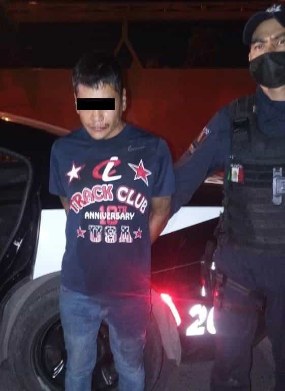 Molesto por que su esposa andaba en una fiesta, una vez que regresó la agredió físicamente en repetidas ocasiones