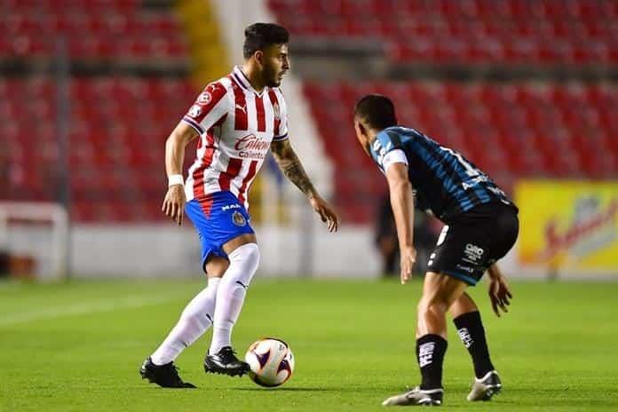 Gallos recibe a las urgidas Chivas