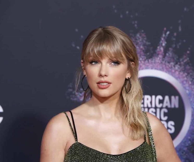 Taylor Swift adelanta Red (Taylors version)