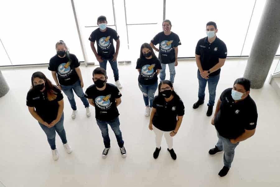 Alumnos líderes en van alto’ contra el rezago educativo