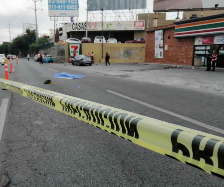 Muere indigente atropellado