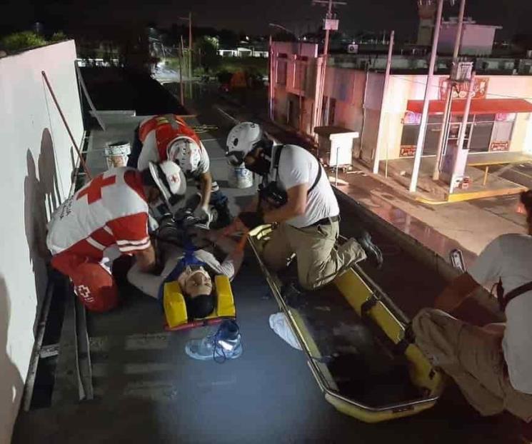 Trabajador recibe descarga eléctrica en Montemorelos