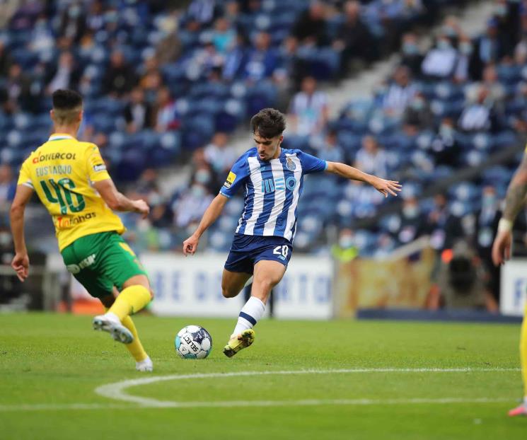 Con Corona en la banca, Porto gana