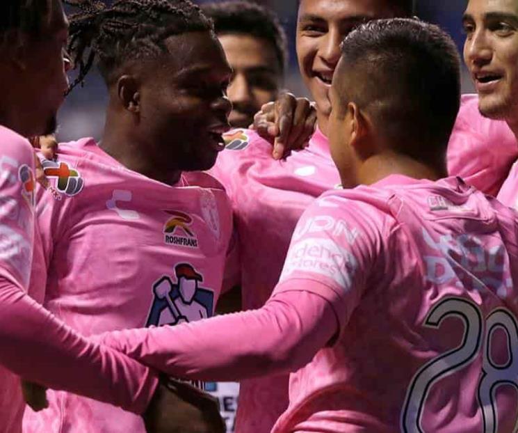 Consigue Pachuca una victoria importante