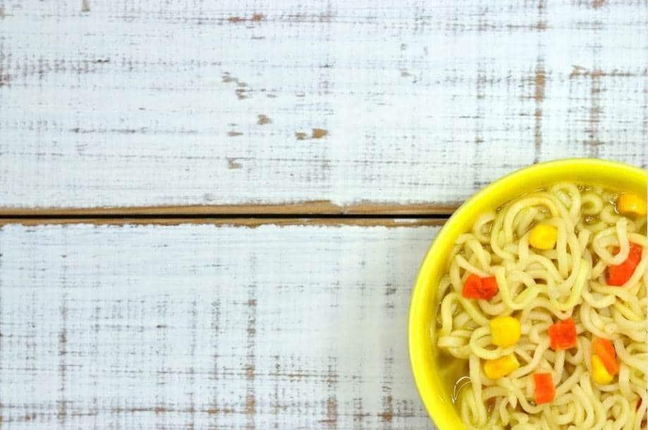 Conoce de qué están hechas las sopas instantáneas