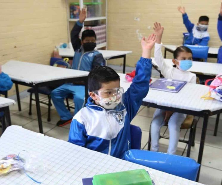 Registran 50 contagios en escuelas de SLP