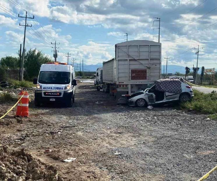 Deja choque 2 muertos en Salinas