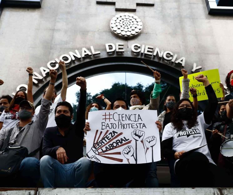 Extranjeros condenan clima de intimidación a científicos