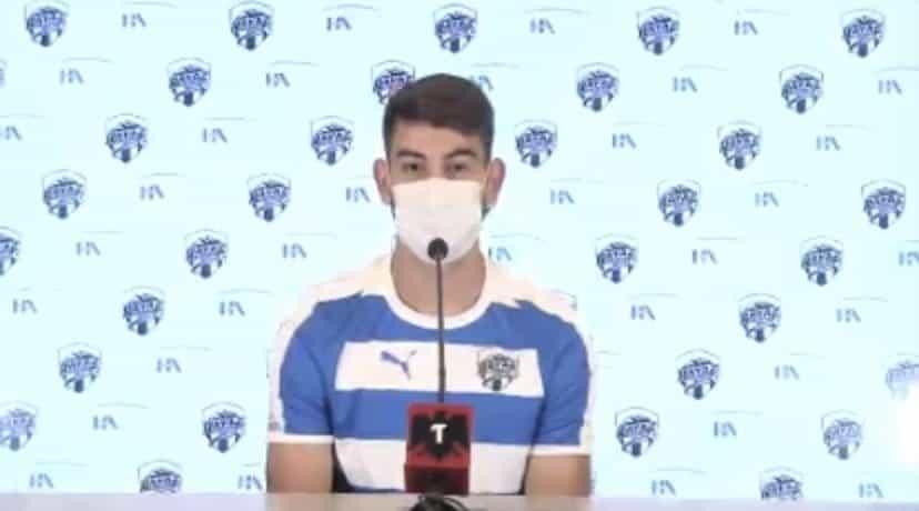 Quiere Alan compartir cancha con su hermano César Montes