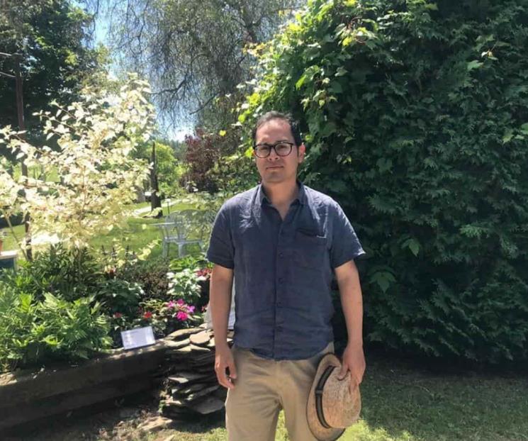 Oswaldo Hernández Trujillo gana Premio de Literatura