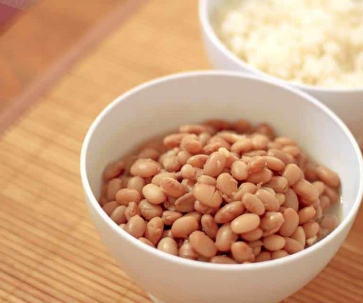 ¿Los frijoles son fuente de proteínas o carbohidratos?