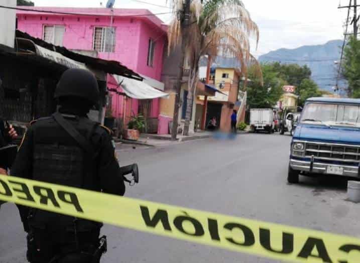 Investigan la muerte de un hombre, quien fue encontrado sin vida ayer en calles de la Colonia Sierra Ventana