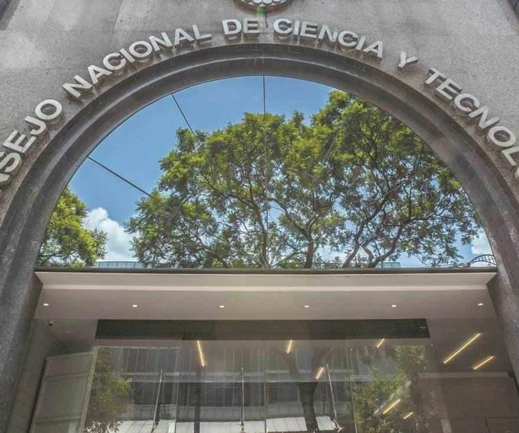 Comparece tercer académica acusada por el Conacyt ante FGR Comparece tercer académica acusada por el Conacyt ante FGR