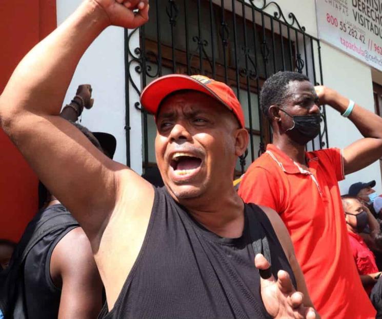 Liberan en Tapachula a cientos de migrantes