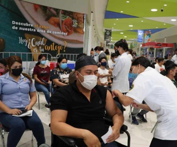 Vacunan en SC a 52 mil de 18 a 29 años