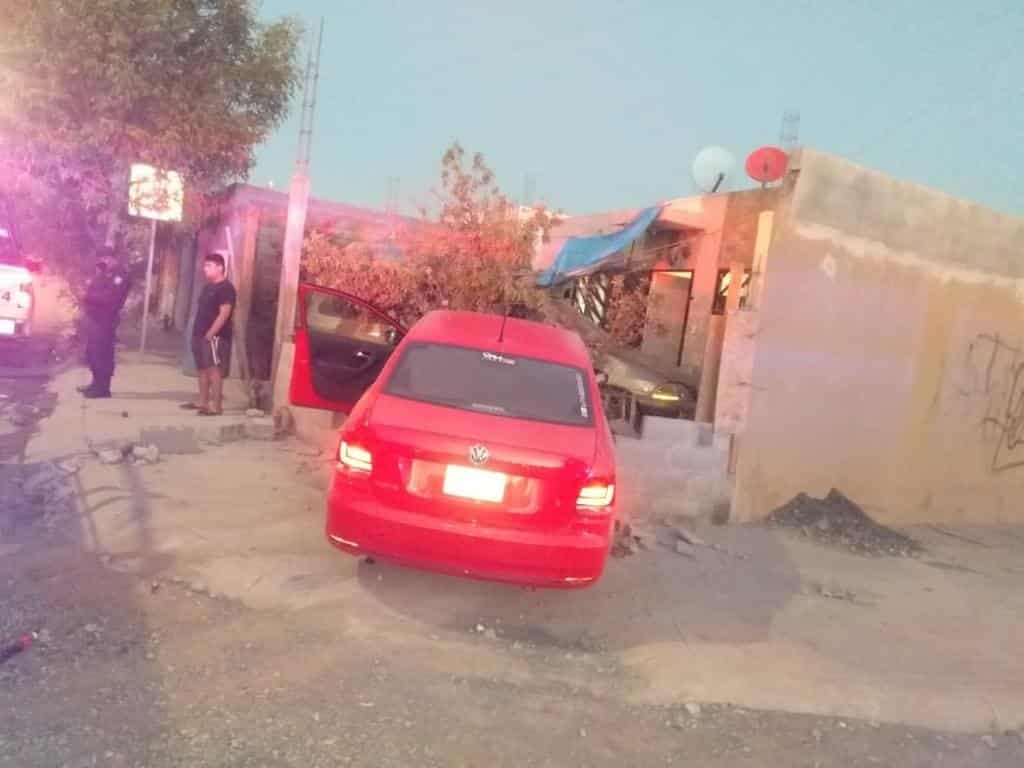 Un taxista de un sistema de plataforma digital, terminó con diversas lesiones, después de ser atacado con un arma blanca, por dos delincuentes