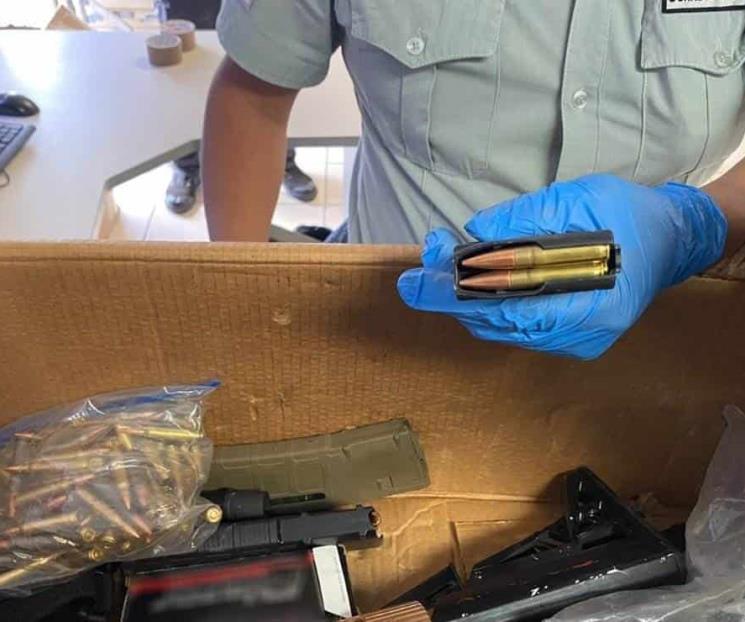 Detienen a persona con arsenal en Juárez