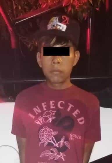 Detienen a joven por asalto