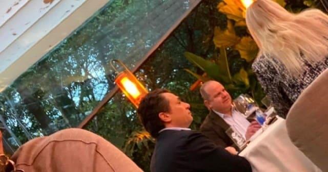 Publican fotos de Lozoya en restaurante de Las Lomas