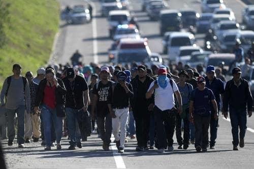 Piden salvadoreños apoyos para no tener que migrar