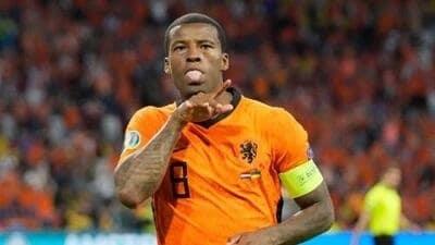 No está feliz Wijnaldum en PSG