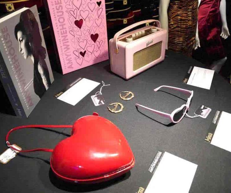 Subastarán ropa y objetos de Amy Winehouse Subastarán ropa y objetos de Amy Winehouse