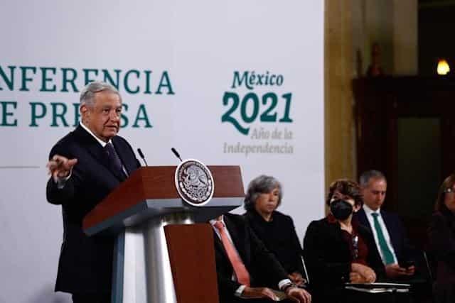 AMLO reitera llamado a universidades a que regresen a clases